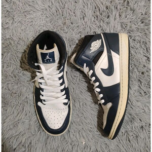 Nike Air Jordan 1 Mid Navy/White Men’s Size 10 Sneakers 554724411